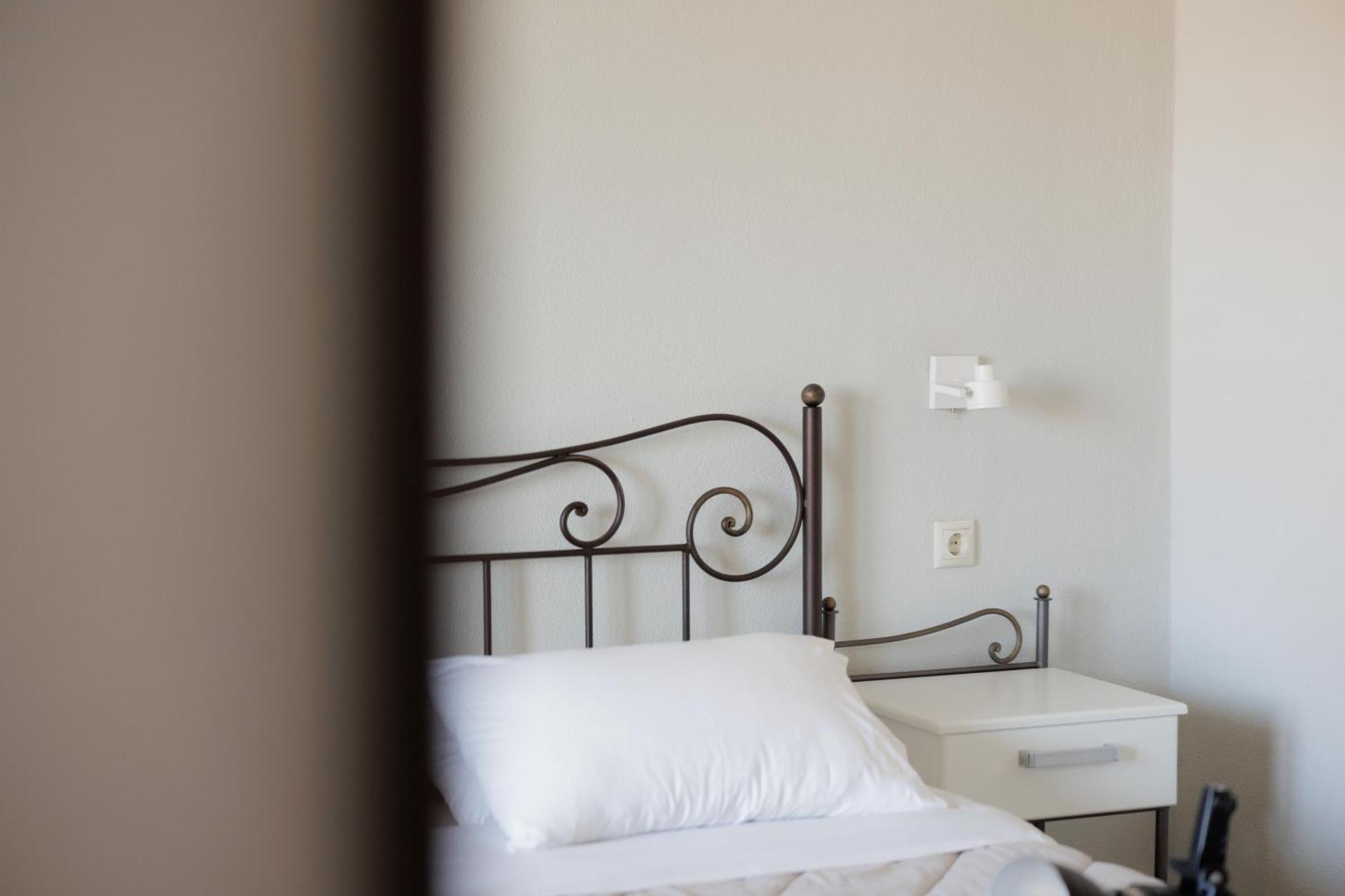 Louvre Hotel 고우비아 외부 사진